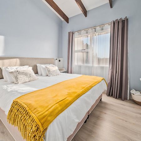 Stunning Knysna Central Apartment Exterior photo